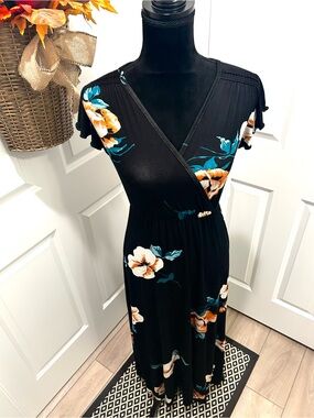 Loveappella NWT Women’s Black Midi Dress with Teal and Cream Florals XS